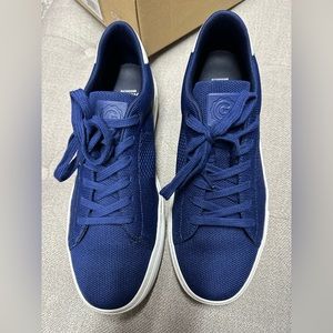 Greats Brand Knit shoe. Navy and White. Men’s 9.5